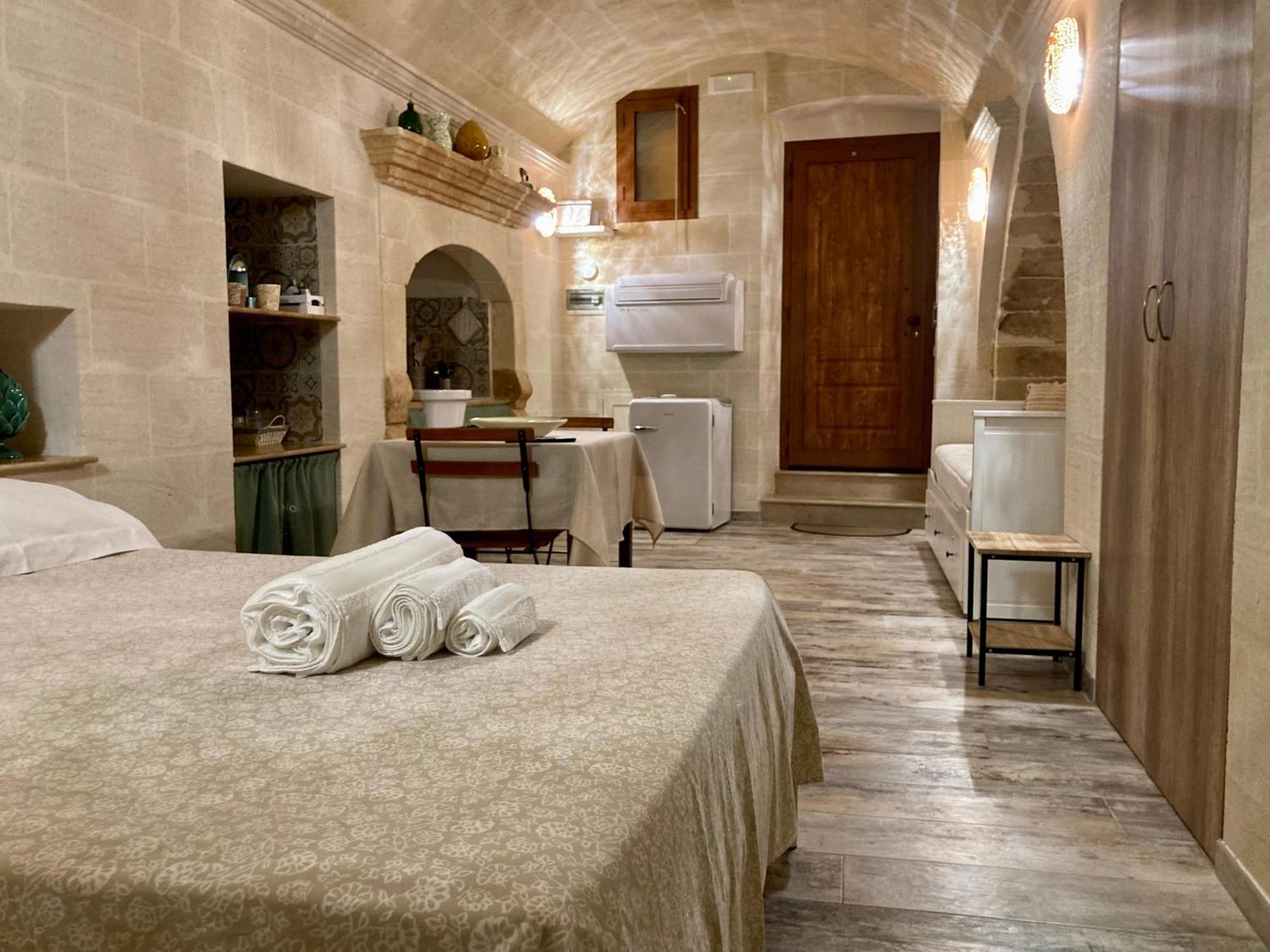 Il Vicolo Grottaglie Bed and Breakfast Buitenkant foto